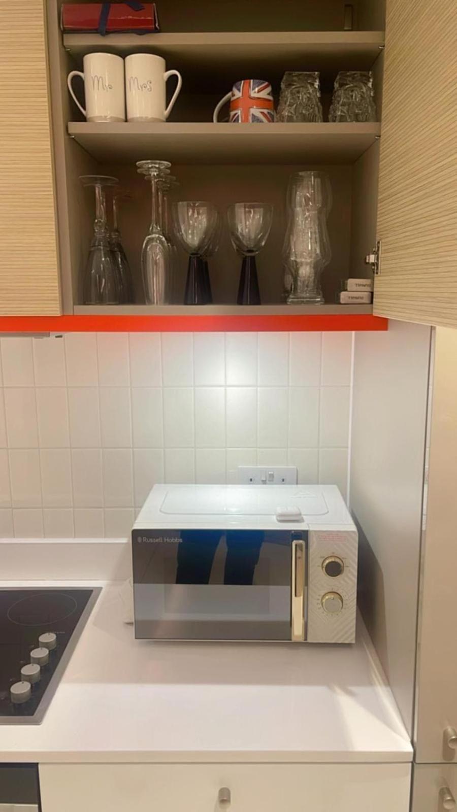 Luxury 1 Bedroom Apartment In Londra Esterno foto