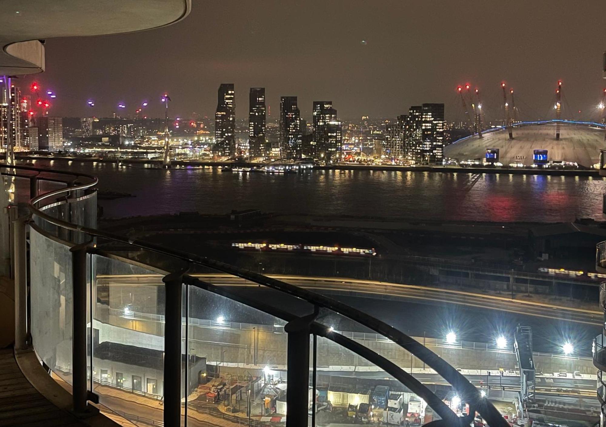 Luxury 1 Bedroom Apartment In Londra Esterno foto
