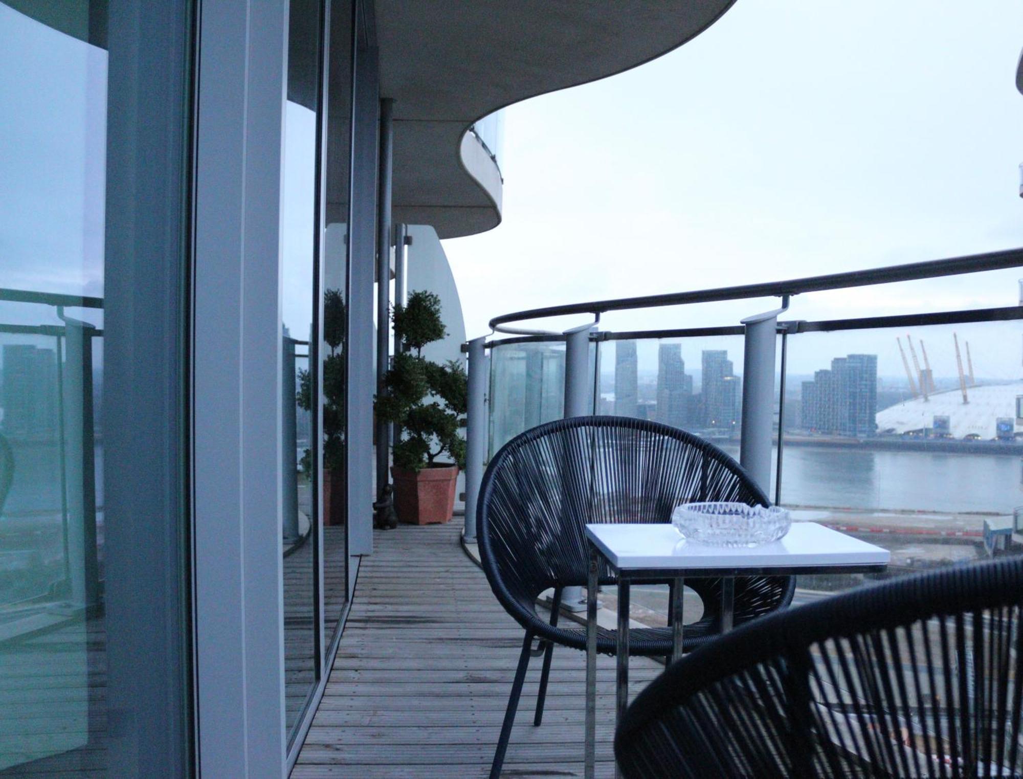 Luxury 1 Bedroom Apartment In Londra Esterno foto